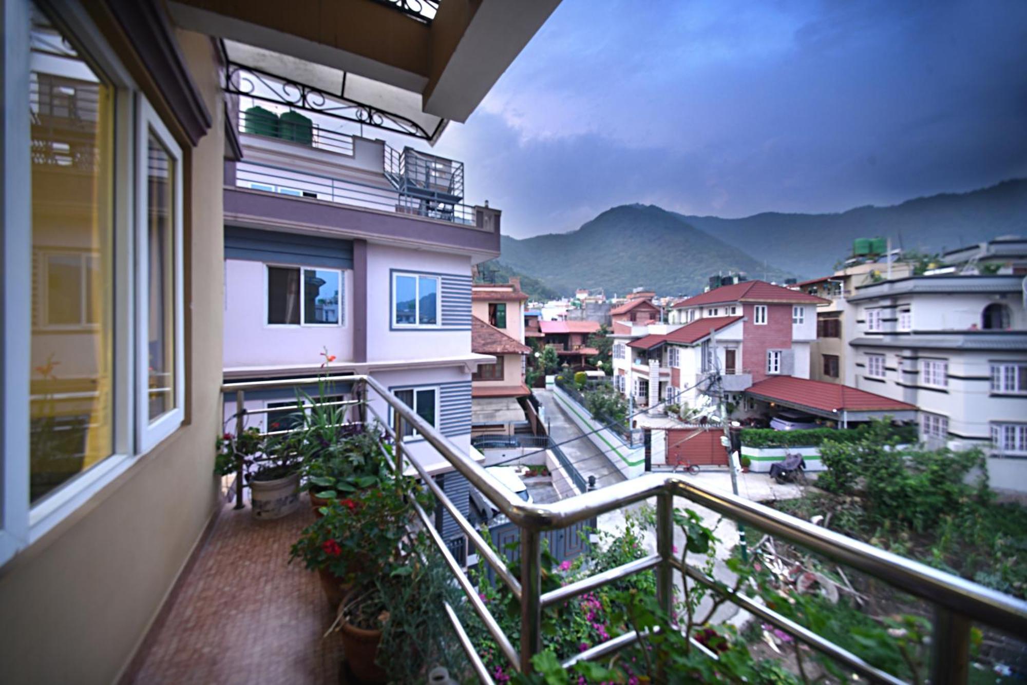 Mums Homestay & Studio Apartments 카트만두 외부 사진